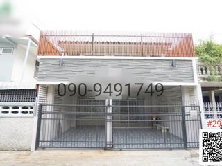 Casa adosada en alquiler de 4 habitaciones en Din Daeng, Bangkok
