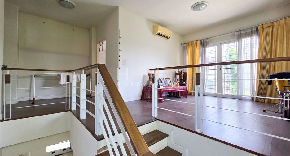 For sale 4 bedrooms house in Thung Khru, Bangkok