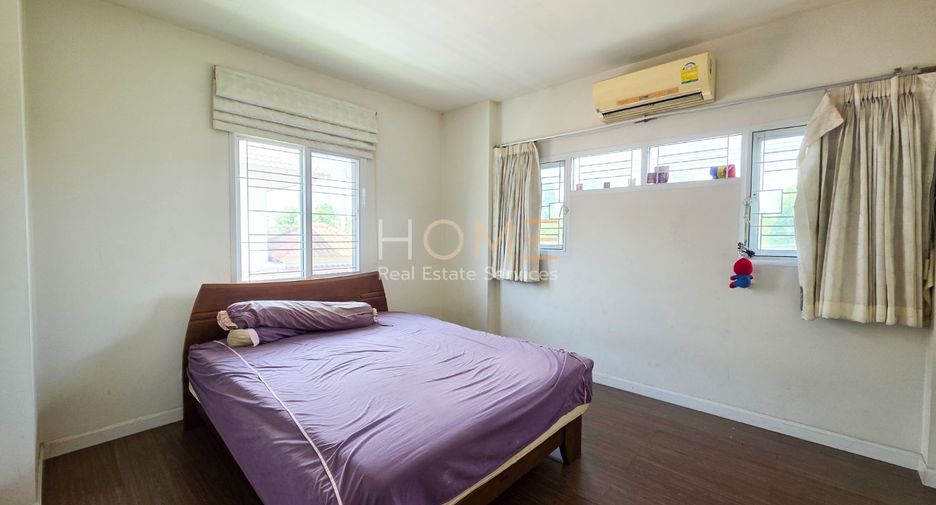 For sale 4 bedrooms house in Thung Khru, Bangkok