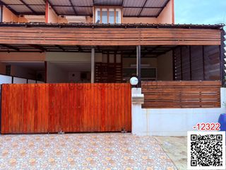 Reihenhaus zur Miete mit 3 Zimmer in Prawet, Bangkok
