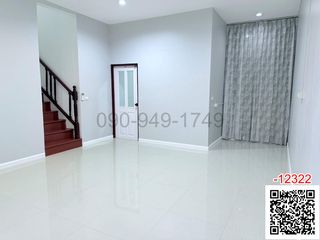 Reihenhaus zur Miete mit 3 Zimmer in Prawet, Bangkok