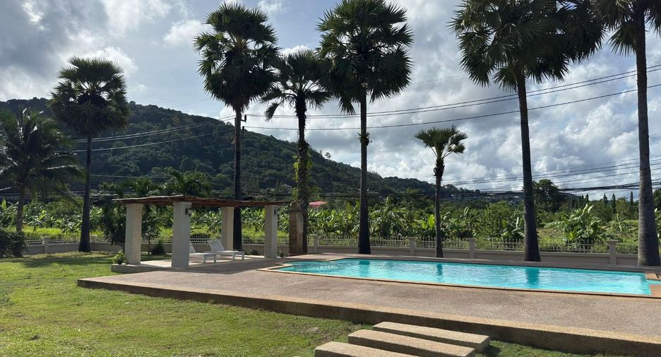 For rent and for sale 5 bedrooms villa in Mueang Phuket, Phuket