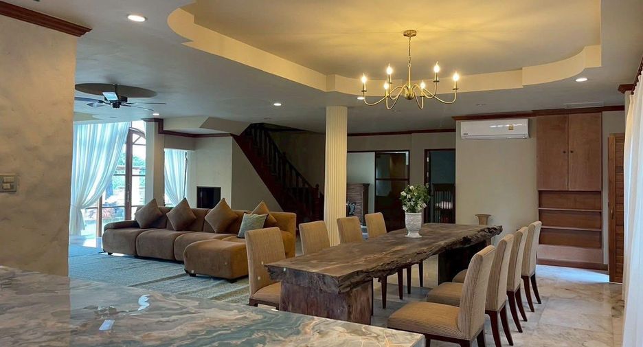 For rent and for sale 5 bedrooms villa in Mueang Phuket, Phuket