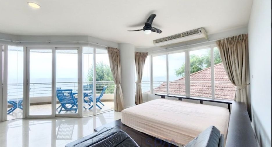 For sale 4 bedrooms condo in Cha Am, Phetchaburi