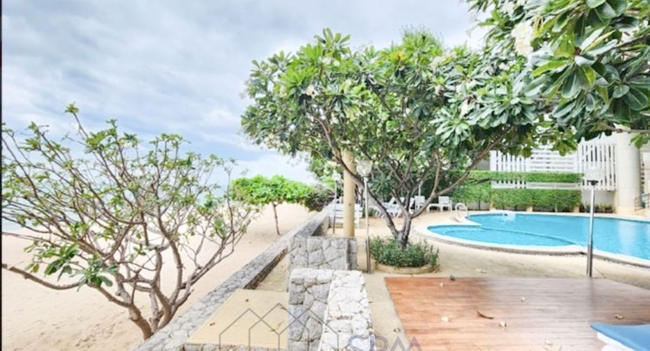 For sale 4 bedrooms condo in Cha Am, Phetchaburi