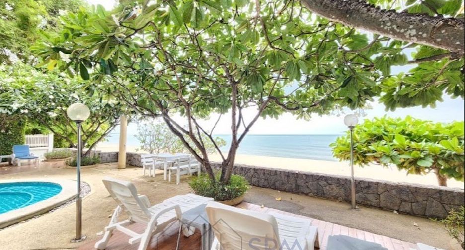 For sale 4 bedrooms condo in Cha Am, Phetchaburi