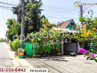 À vendre 2 chambres maison de ville à Sam Phran, Nakhon Pathom