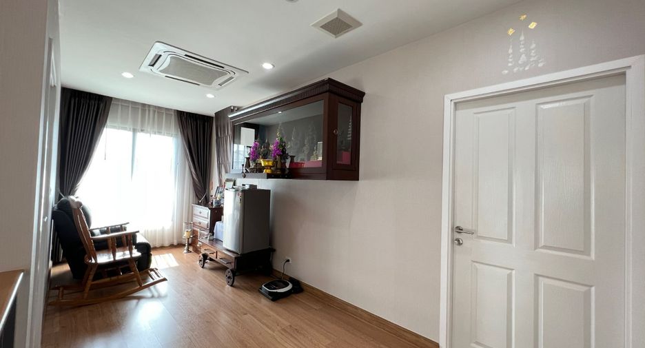 For sale 4 bed house in Pak Kret, Nonthaburi