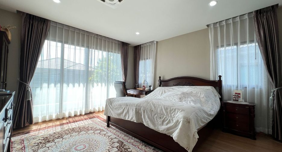 For sale 4 bed house in Pak Kret, Nonthaburi