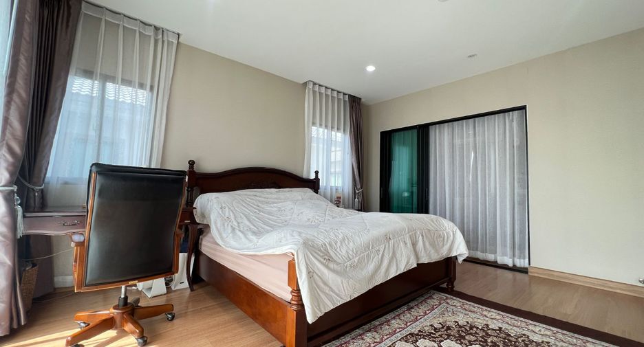 For sale 4 bed house in Pak Kret, Nonthaburi