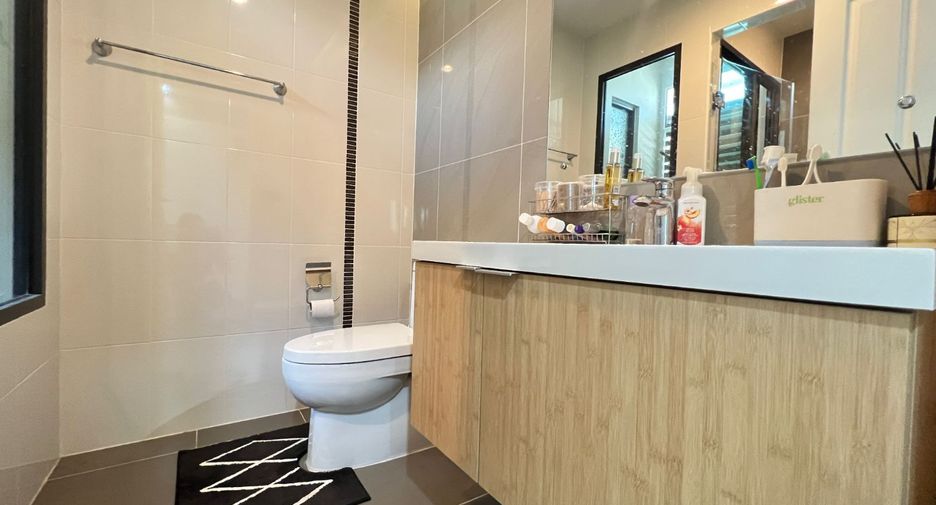 For sale 4 bed house in Pak Kret, Nonthaburi