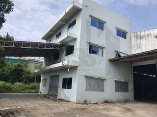 For rent 4 Beds warehouse in Mueang Samut Sakhon, Samut Sakhon