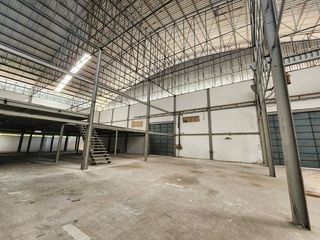 For rent 4 Beds warehouse in Mueang Samut Sakhon, Samut Sakhon