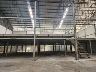 For rent 4 Beds warehouse in Mueang Samut Sakhon, Samut Sakhon