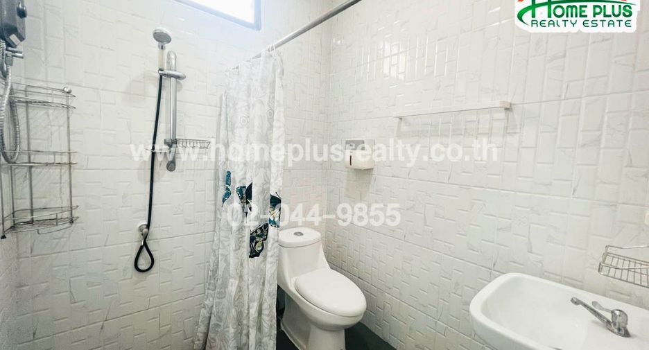 Haus zum Kauf mit 3 Zimmer in Tap Khlo, Phichit