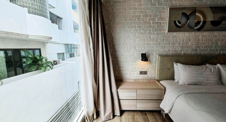 À louer 1 chambre appartement avec services à Sathon, Bangkok