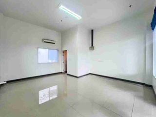Local comercial en venta de 1 habitaciones en Rat Burana, Bangkok
