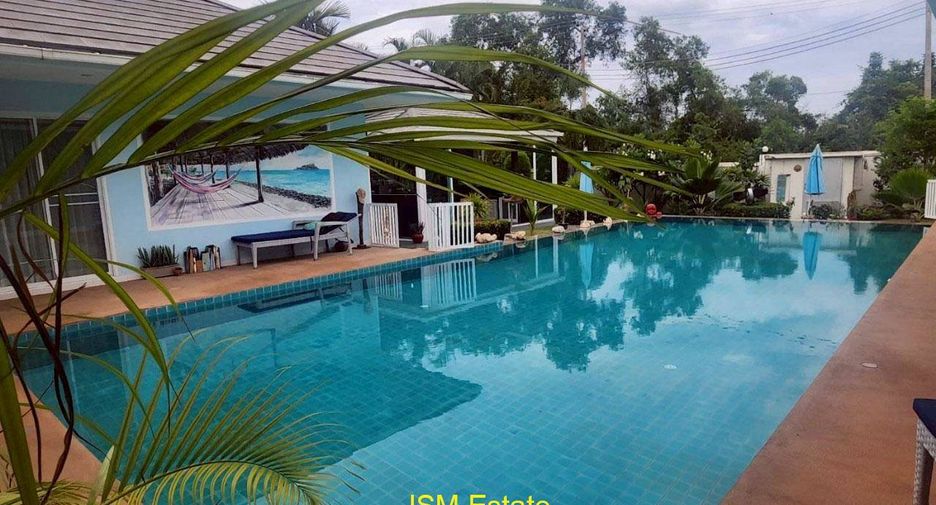 For sale 4 bedrooms house in Hua Hin, Prachuap Khiri Khan