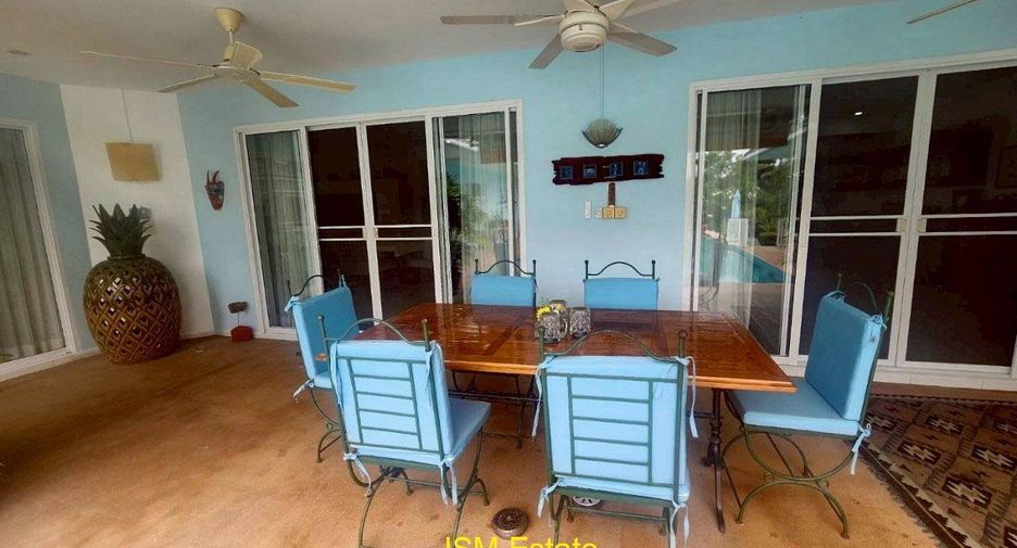 For sale 4 bedrooms house in Hua Hin, Prachuap Khiri Khan