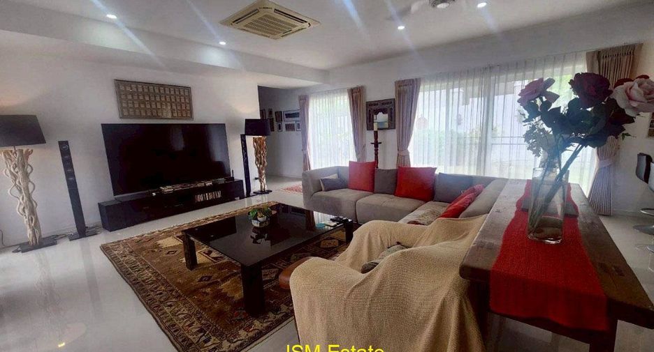 For sale 4 bedrooms house in Hua Hin, Prachuap Khiri Khan