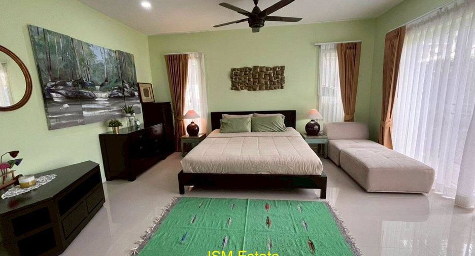 For sale 4 bedrooms house in Hua Hin, Prachuap Khiri Khan