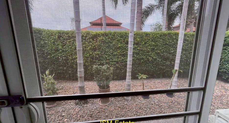 For sale 4 bedrooms house in Hua Hin, Prachuap Khiri Khan