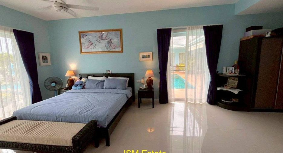 For sale 4 bedrooms house in Hua Hin, Prachuap Khiri Khan