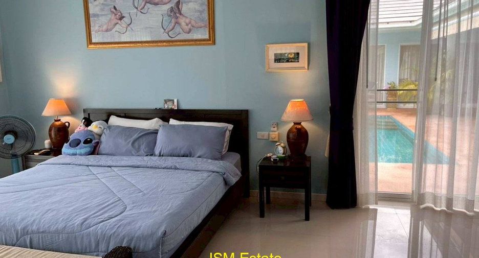 For sale 4 bedrooms house in Hua Hin, Prachuap Khiri Khan