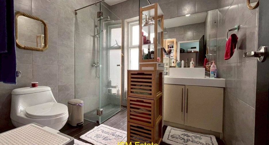 For sale 4 bedrooms house in Hua Hin, Prachuap Khiri Khan
