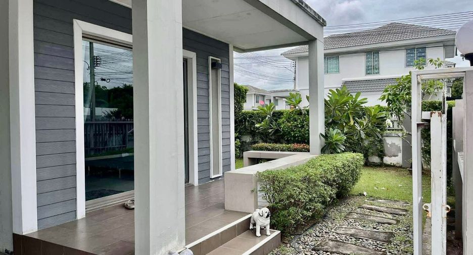 For rent 3 bedrooms house in Si Racha, Chonburi