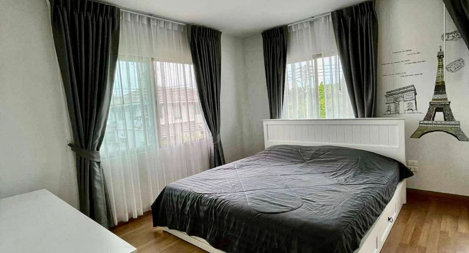For rent 3 bedrooms house in Si Racha, Chonburi