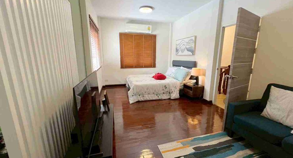 For sale 3 bedrooms house in Min Buri, Bangkok
