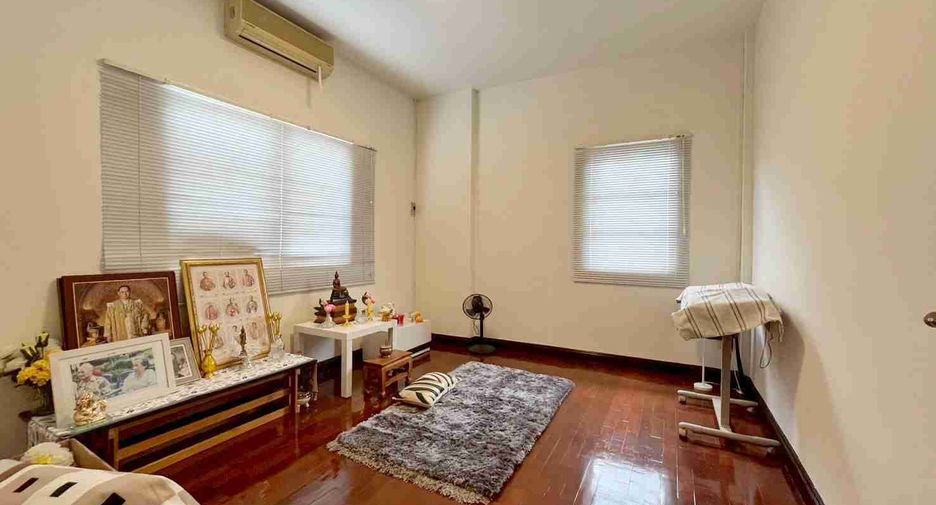 For sale 3 bedrooms house in Min Buri, Bangkok