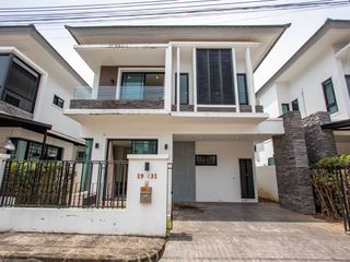 For sale 3 bedrooms house in Mueang Chiang Mai, Chiang Mai
