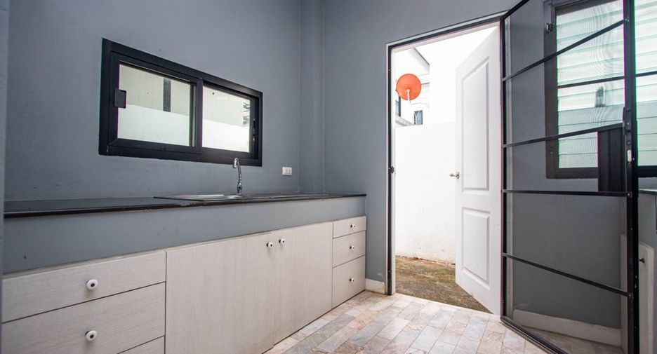 ขาย 3 ห้องนอน บ้านเดี่ยว ใน เมืองเชียงใหม่, เชียงใหม่