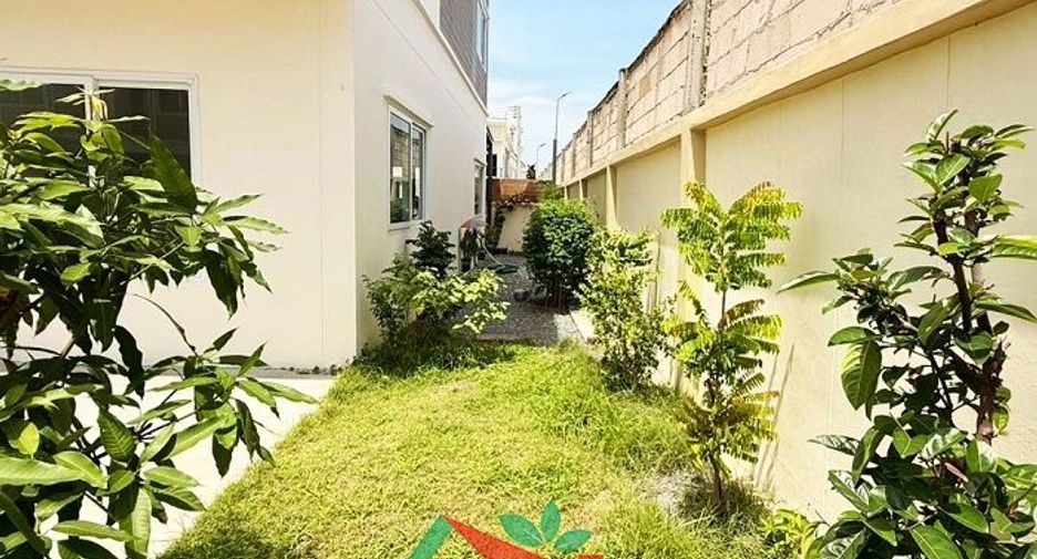 For sale 2 bedrooms townhouse in Lat Lum Kaeo, Pathum Thani