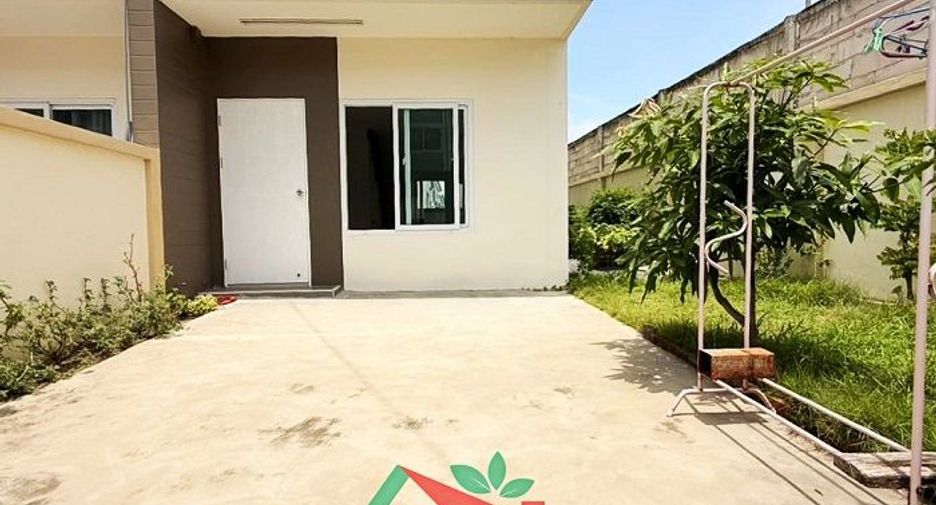 For sale 2 bedrooms townhouse in Lat Lum Kaeo, Pathum Thani