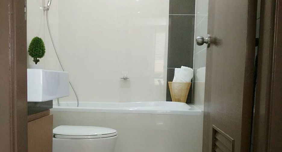 For rent and for sale 1 bed condo in Si Racha, Chonburi