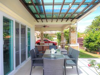 Villa zum Kauf mit 3 Zimmer in Hua Hin, Prachuap Khiri Khan