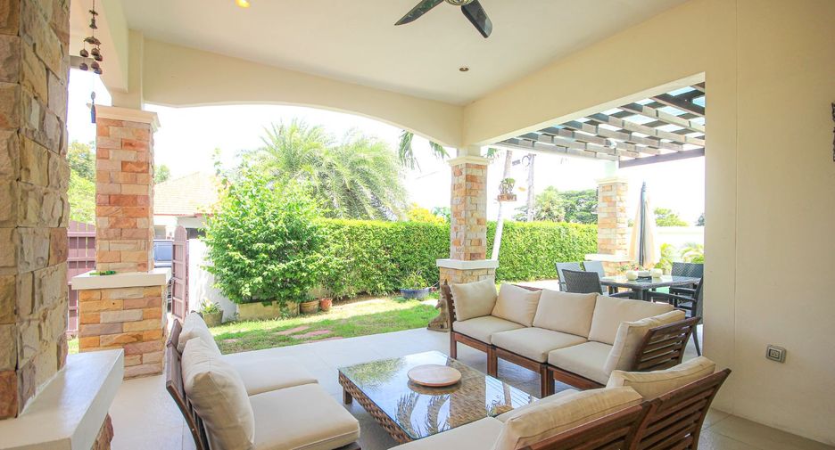 For sale 3 ベッドルーム villa in Hua Hin, Prachuap Khiri Khan