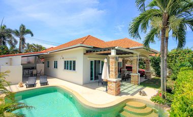 For sale 3 ベッドルーム villa in Hua Hin, Prachuap Khiri Khan