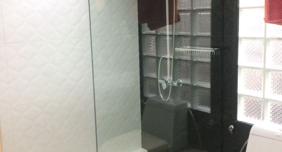 For rent retail Space in Khlong Toei, Bangkok