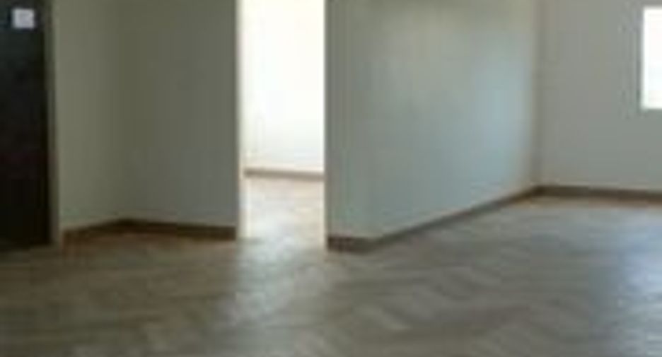 Casa adosada en alquiler y en venta de 3 habitaciones en Mueang Phitsanulok, Phitsanulok