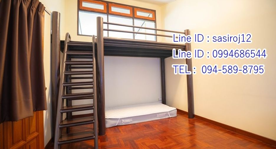 Reihenhaus zur Miete mit 5 Zimmer in Watthana, Bangkok