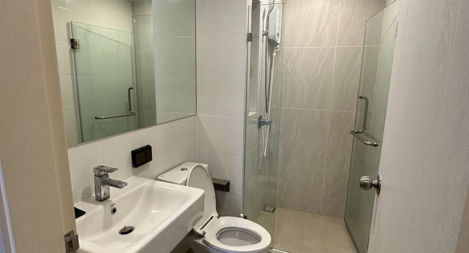 For sale 1 bed condo in Khan Na Yao, Bangkok