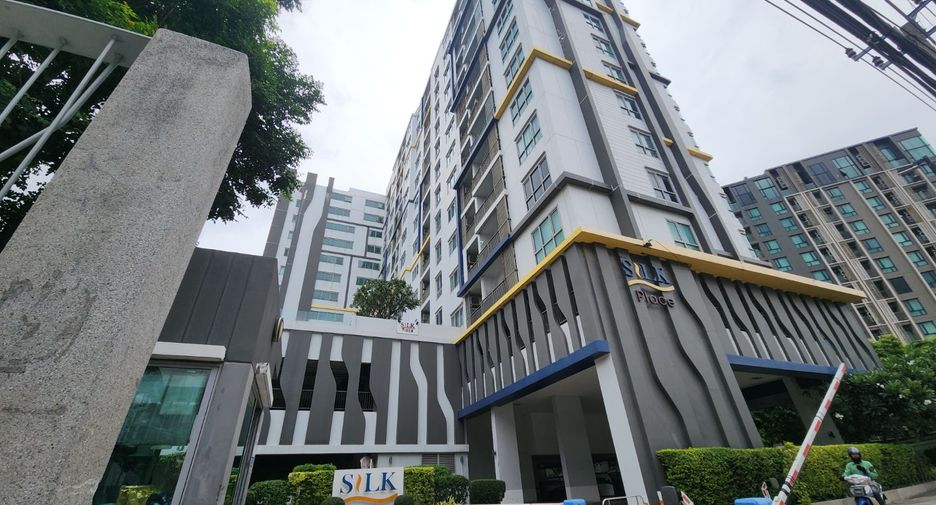 For sale 1 bed condo in Bang Khen, Bangkok