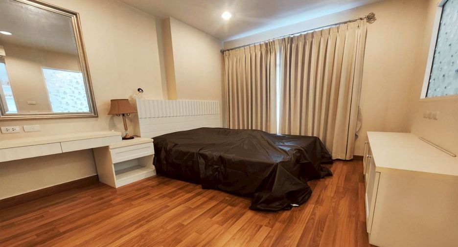 Condo en venta de 1 habitaciones en Bang Phlat, Bangkok