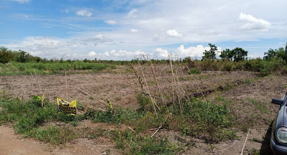 À vendre terrain à Sai Noi, Nonthaburi