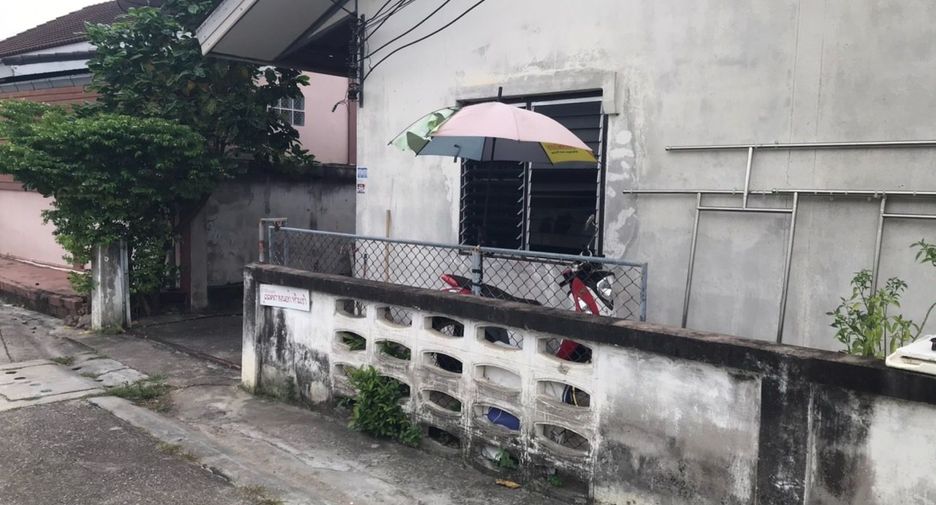 Terreno en venta en Si Racha, Chonburi