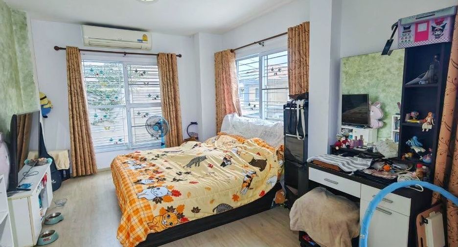 For sale 3 bedrooms house in Mueang Chachoengsao, Chachoengsao